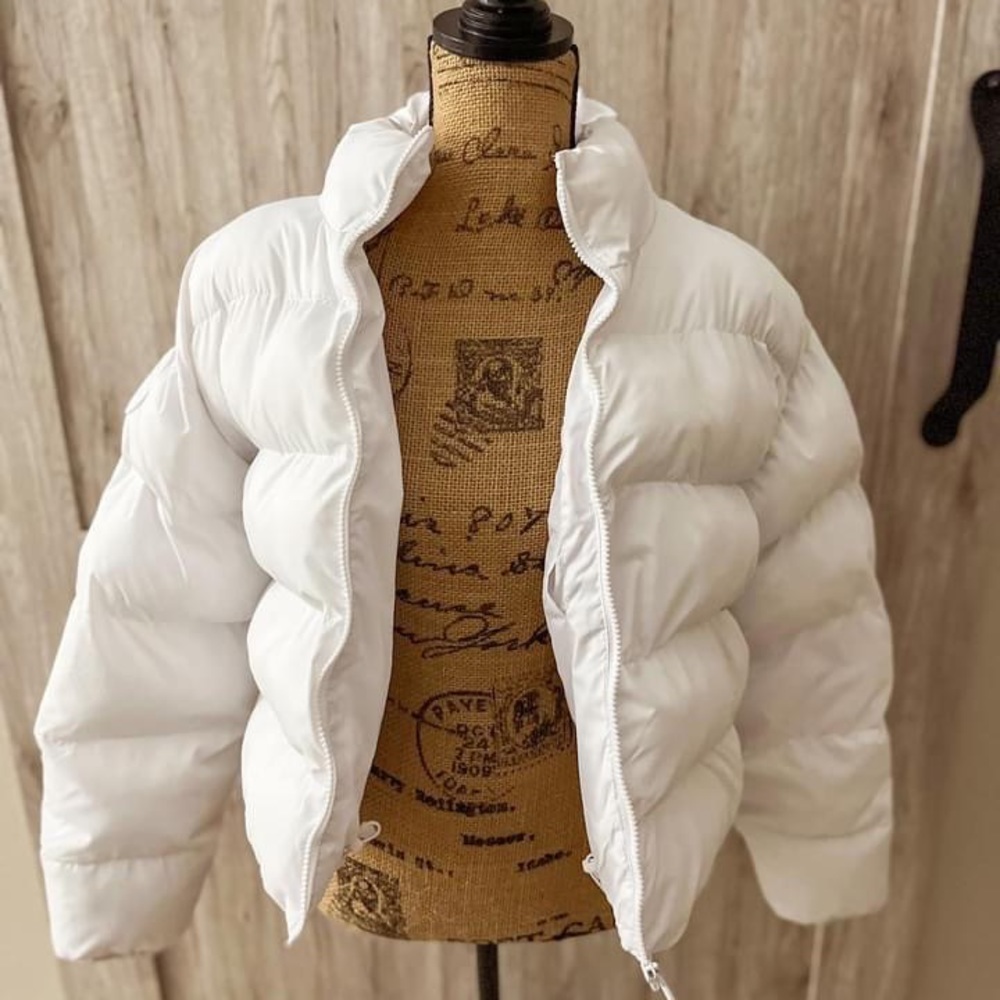 Fabletics Wander Puffer Jacket